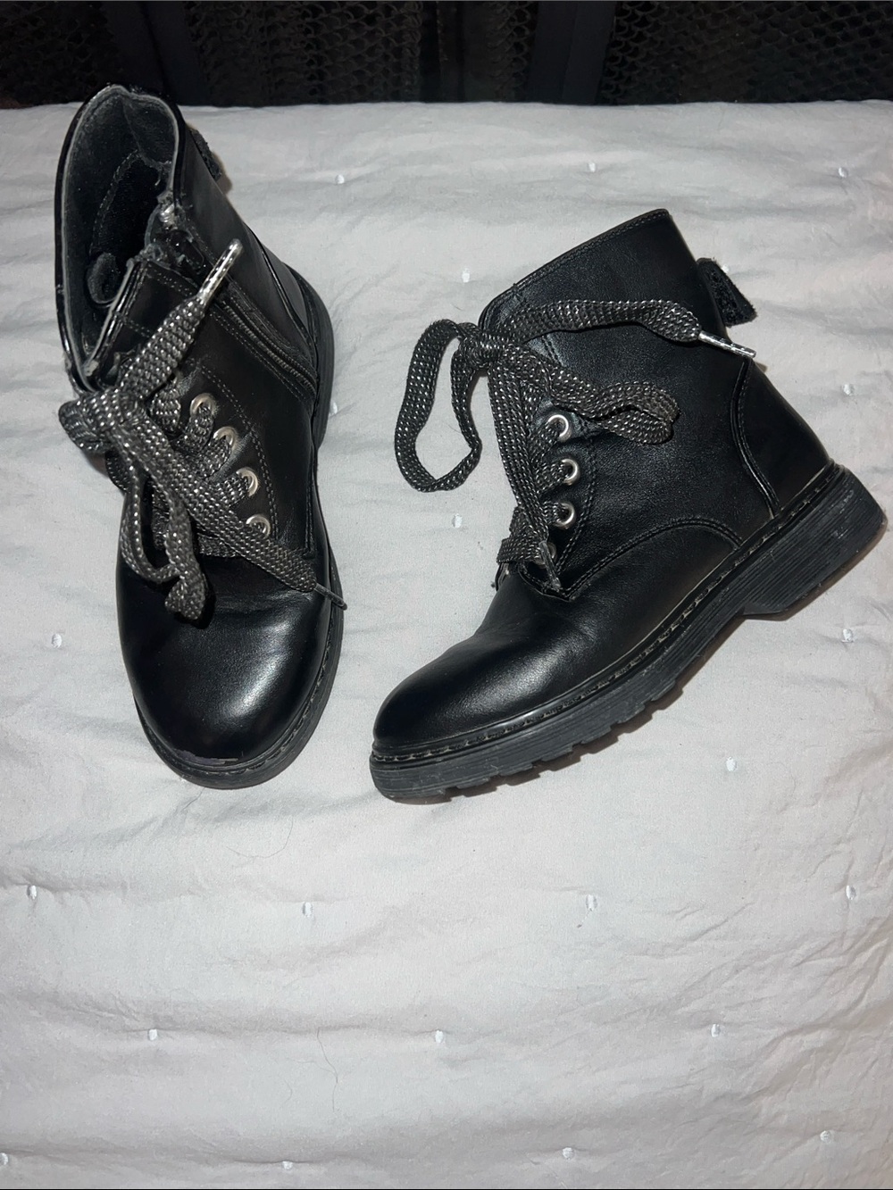 🦄 EUC* SO Lace-up "Combat" Booties